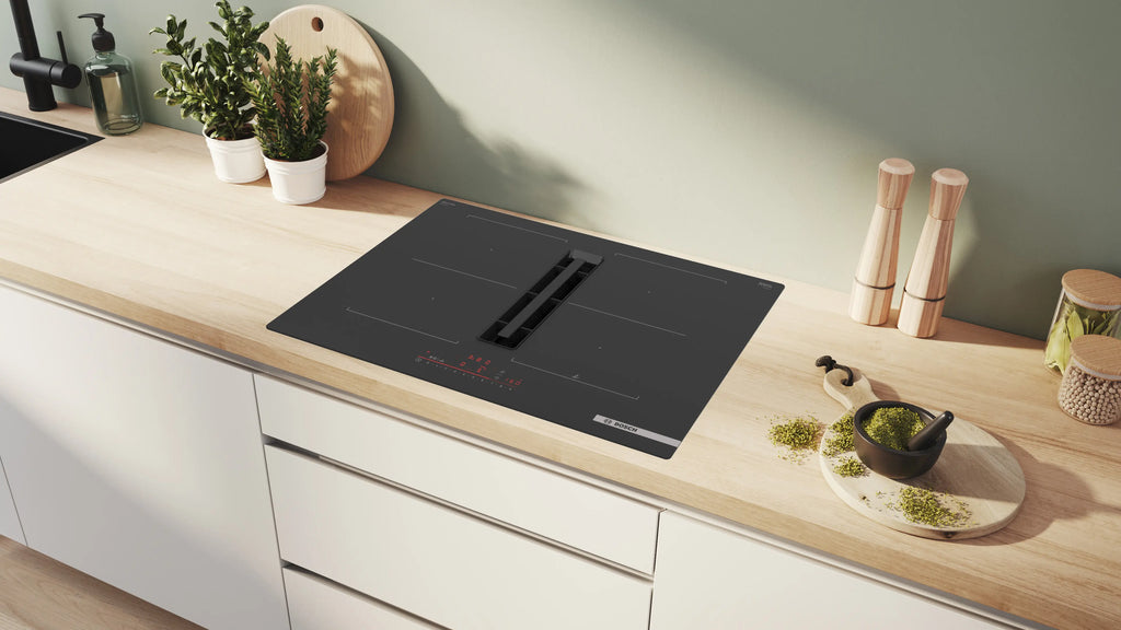 Bosch ploča indukcijska s integriranom napom 70 cm PVQ711H26E